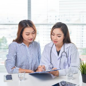female-doctor-talks-female female-doctor-talks-female